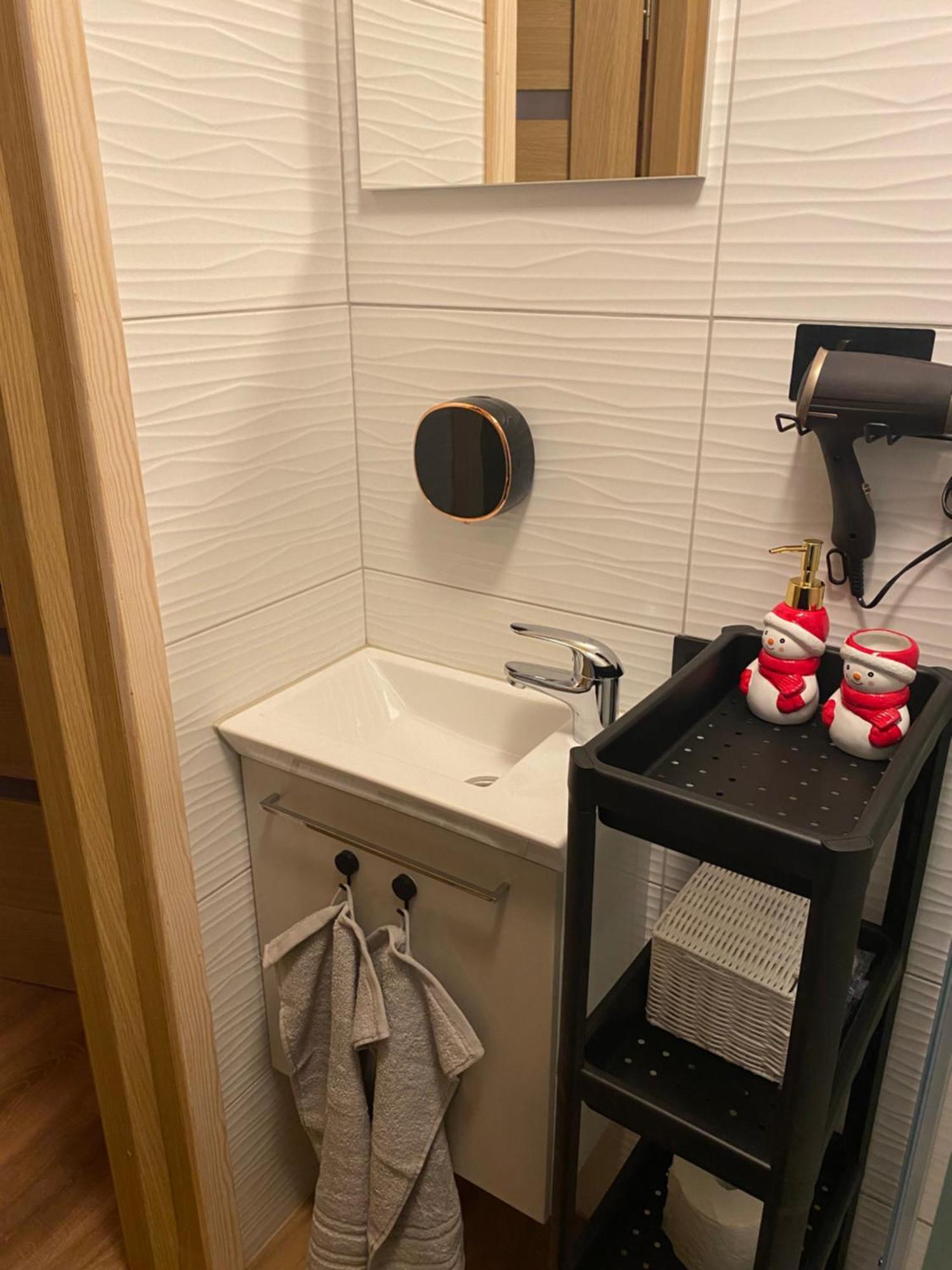 Tiny House Cesis Villa ภายนอก รูปภาพ