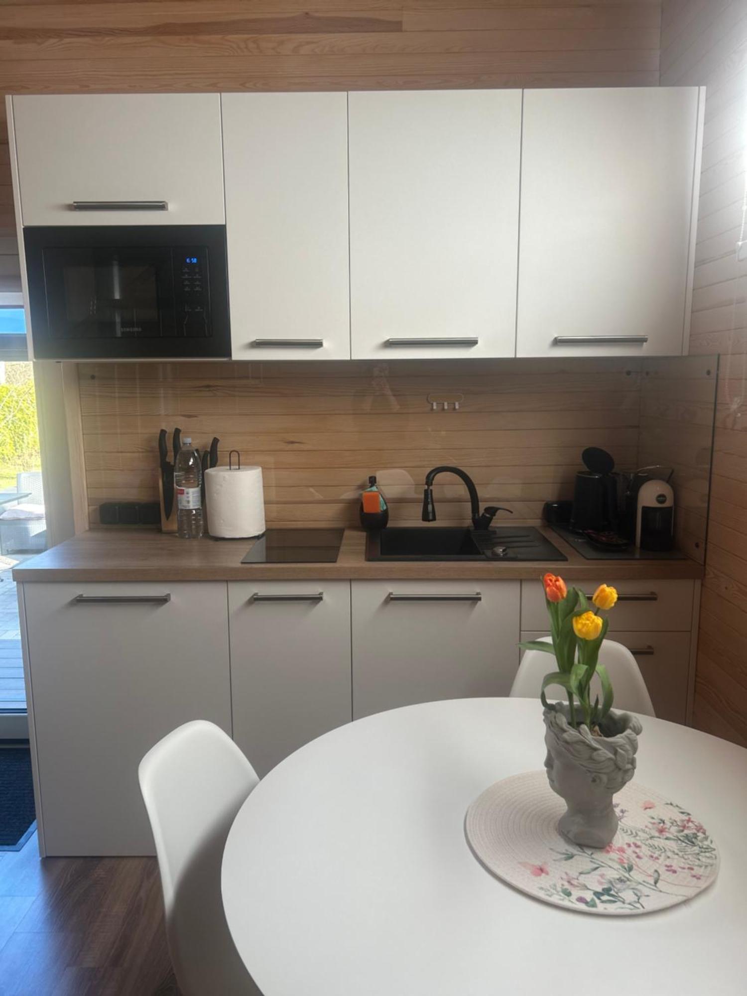 Tiny House Cesis Villa ภายนอก รูปภาพ